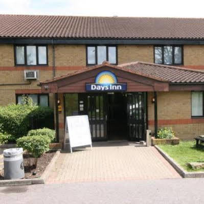 Days Inn By Wyndham London Stansted Airport Birchanger Exterior foto