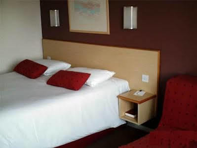 Days Inn By Wyndham London Stansted Airport Birchanger Exterior foto